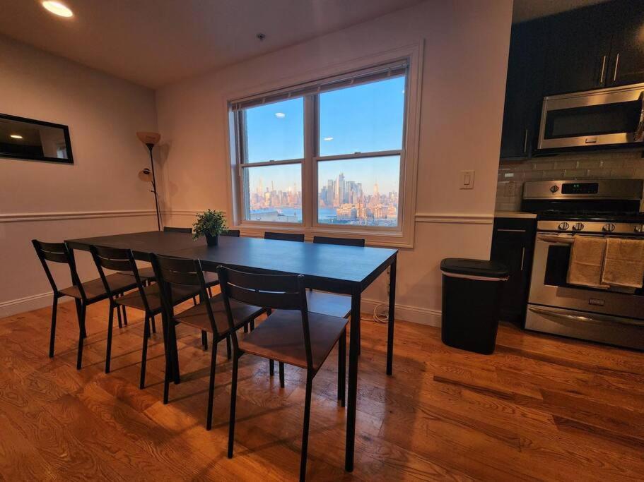 Luxurious 2 Bed ! Mins To Nyc! Apartment Union City Exterior photo